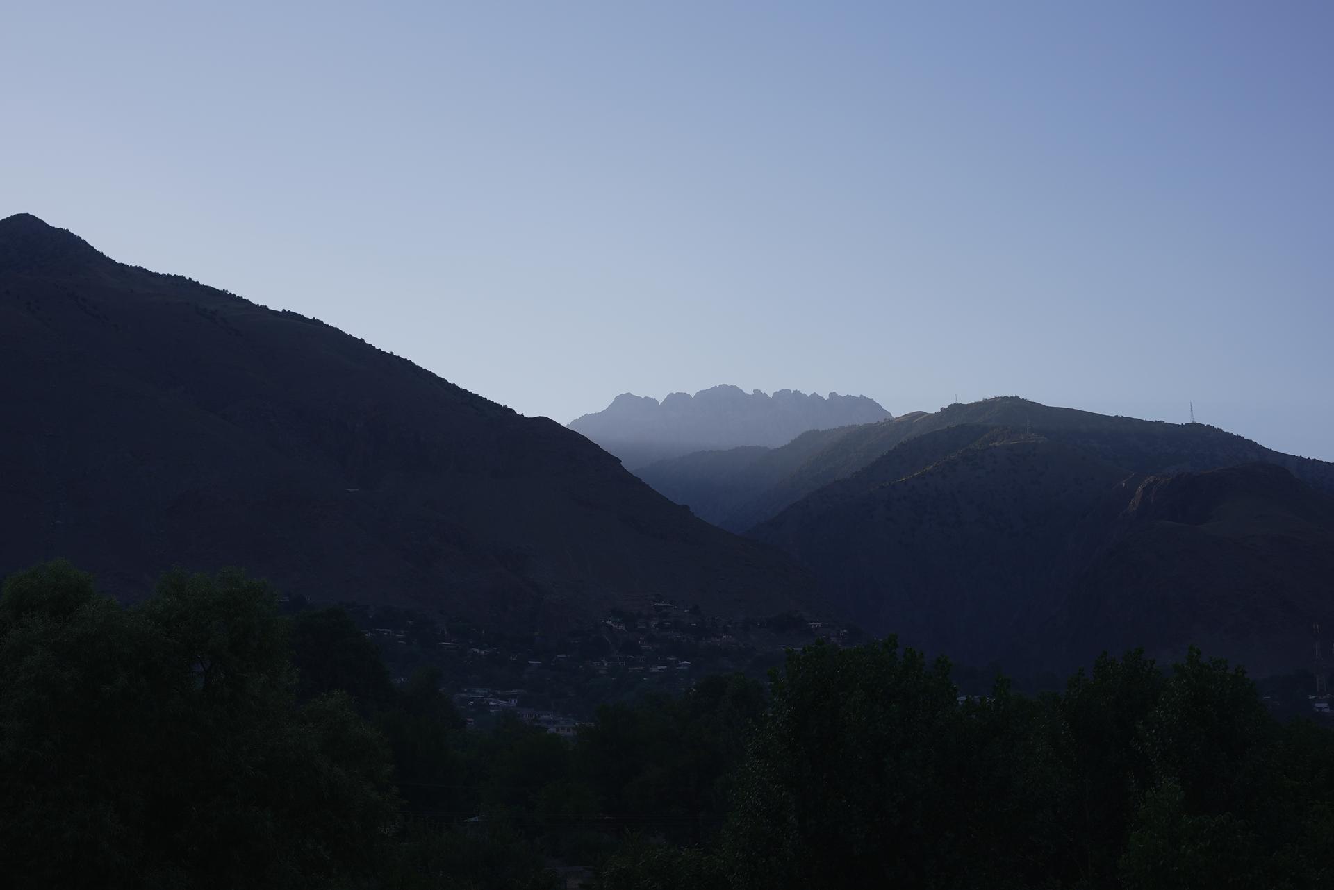Adjacent Tirchmir view
